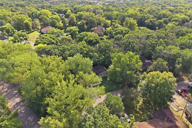 4317 Briarwood Lane, Minnetonka, MN 55343