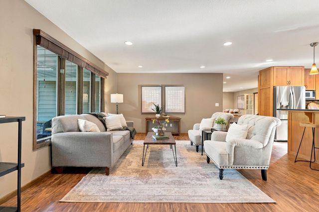 4317 Briarwood Lane, Minnetonka, MN 55343