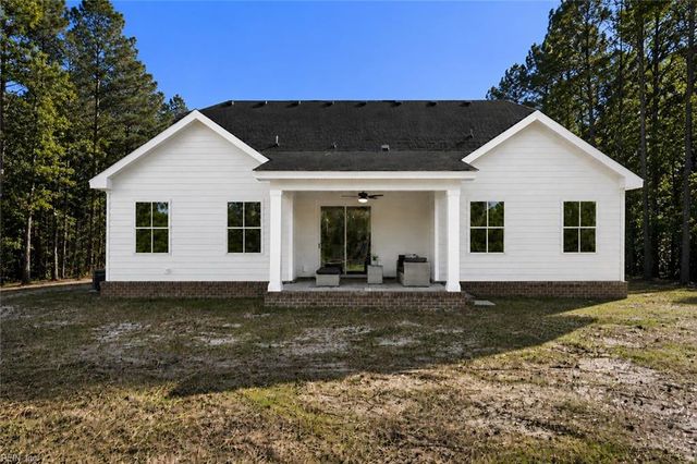 435 Gallbush RD, Chesapeake, VA 23322