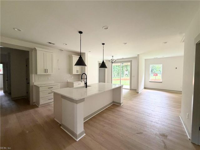 435 Gallbush RD, Chesapeake, VA 23322