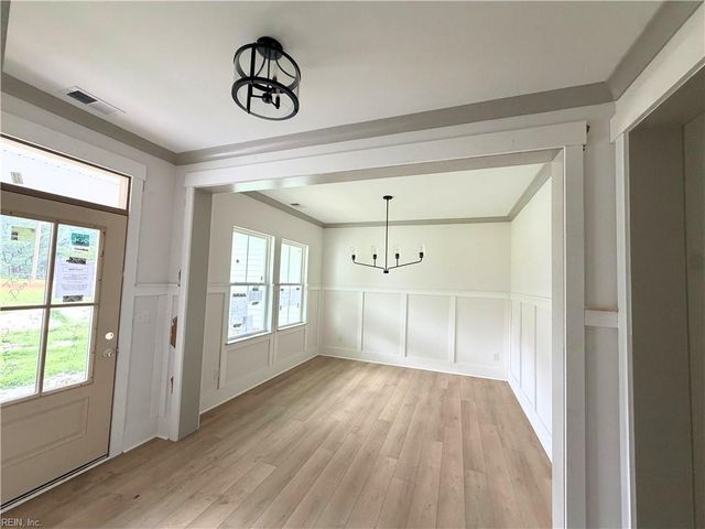 435 Gallbush RD, Chesapeake, VA 23322