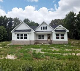 435 Gallbush RD, Chesapeake, VA 23322