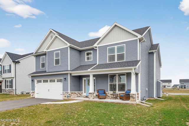 151 Valley Hall Drive, Perrysburg, OH 43551