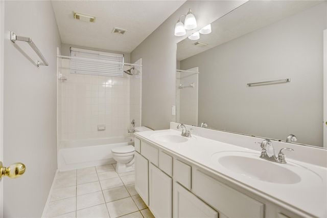 6406 Lauren Lane, Pearland, TX 77584