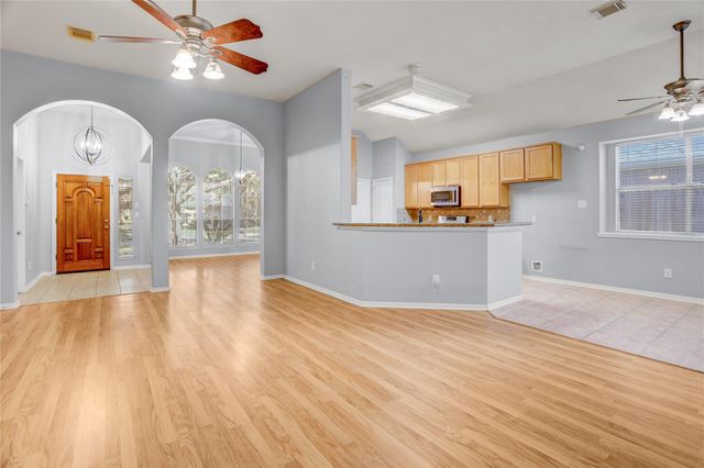 6406 Lauren Lane, Pearland, TX 77584