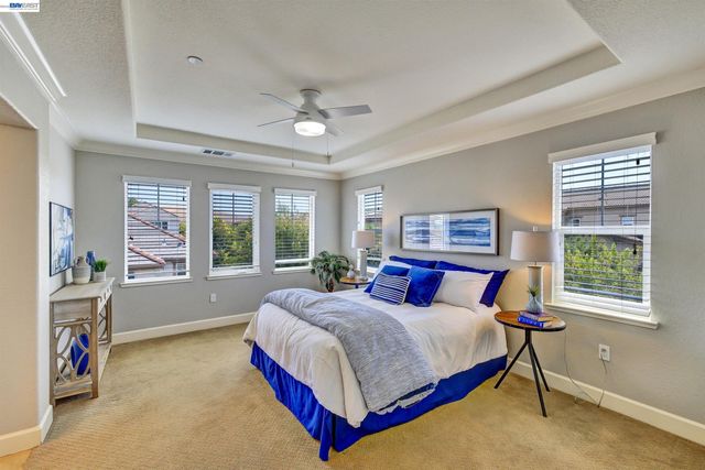 538 Selby Ln, Livermore, CA 94551