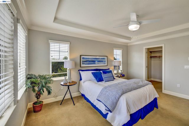 538 Selby Ln, Livermore, CA 94551