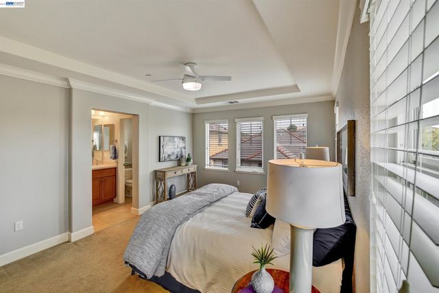 538 Selby Ln, Livermore, CA 94551