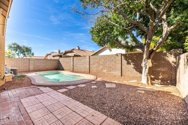 1180 W JEANINE Drive, Tempe, AZ 85284