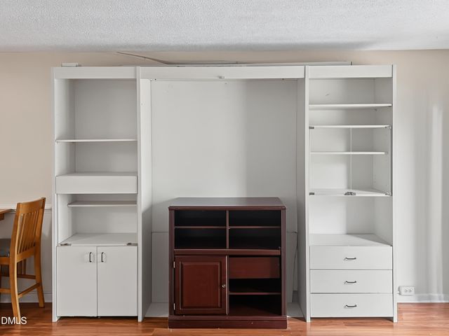 3007 Huntleigh Drive, Raleigh, NC 27604