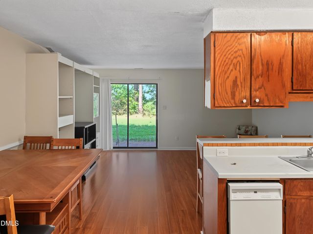 3007 Huntleigh Drive, Raleigh, NC 27604