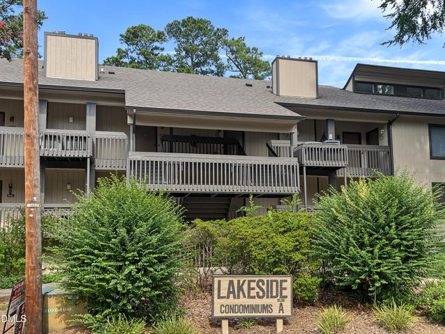 3007 Huntleigh Drive, Raleigh, NC 27604