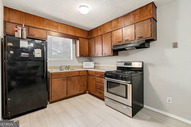 4728 Apache Trail SW, Atlanta, GA 30331