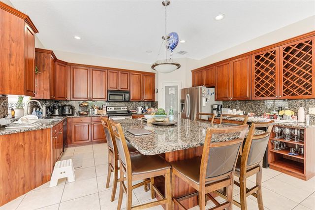 16418 NW 14th St, Pembroke Pines, FL 33028