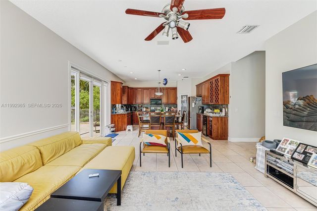 16418 NW 14th St, Pembroke Pines, FL 33028