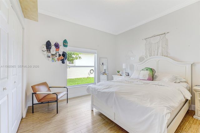 16418 NW 14th St, Pembroke Pines, FL 33028