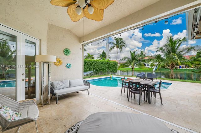 16418 NW 14th St, Pembroke Pines, FL 33028