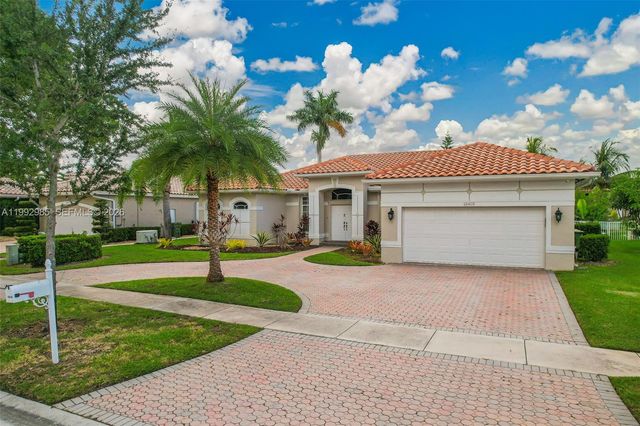 16418 NW 14th St, Pembroke Pines, FL 33028