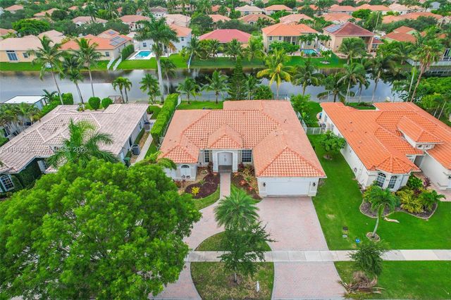 16418 NW 14th St, Pembroke Pines, FL 33028