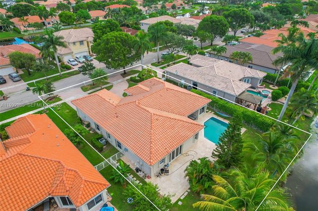 16418 NW 14th St, Pembroke Pines, FL 33028