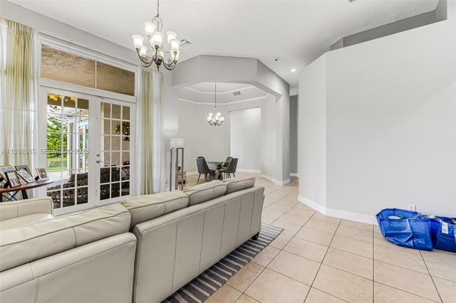 16418 NW 14th St, Pembroke Pines, FL 33028