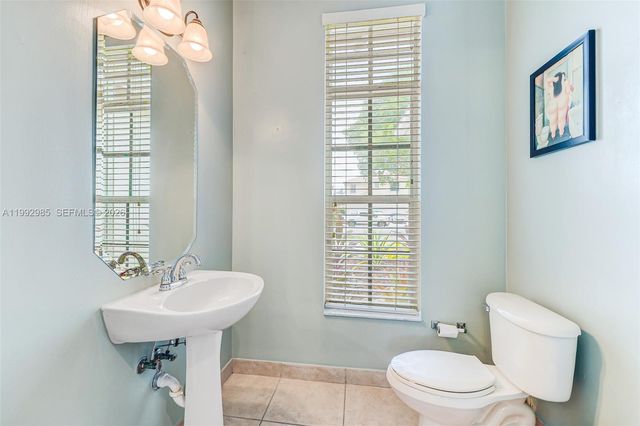 16418 NW 14th St, Pembroke Pines, FL 33028