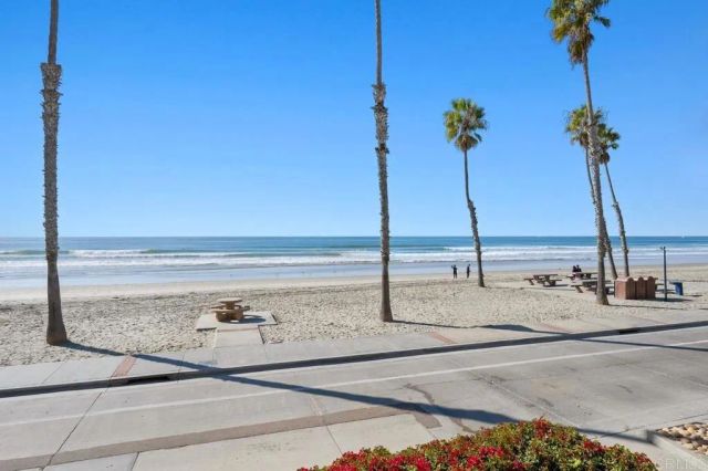 600 N The Strand 27, Oceanside, CA 92054