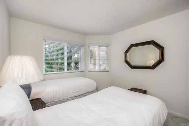 600 N The Strand 27, Oceanside, CA 92054