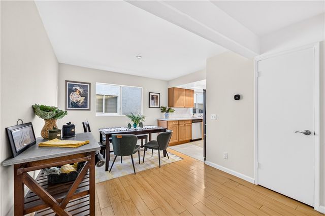 1270 Boynton Street 11, Glendale, CA 91205
