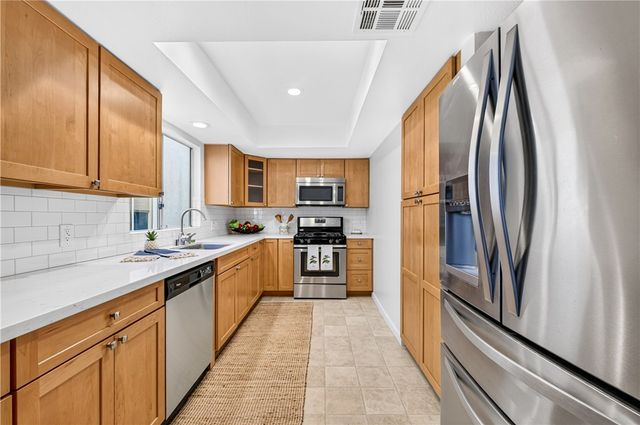 1270 Boynton Street 11, Glendale, CA 91205