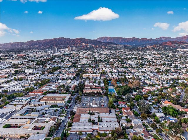 1270 Boynton Street 11, Glendale, CA 91205