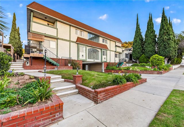 1270 Boynton Street 11, Glendale, CA 91205