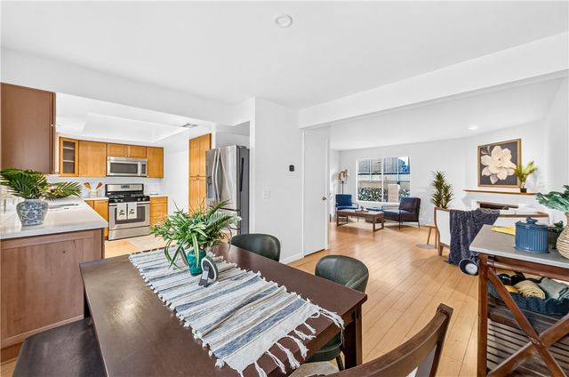 1270 Boynton Street 11, Glendale, CA 91205