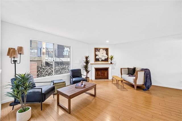 1270 Boynton Street 11, Glendale, CA 91205