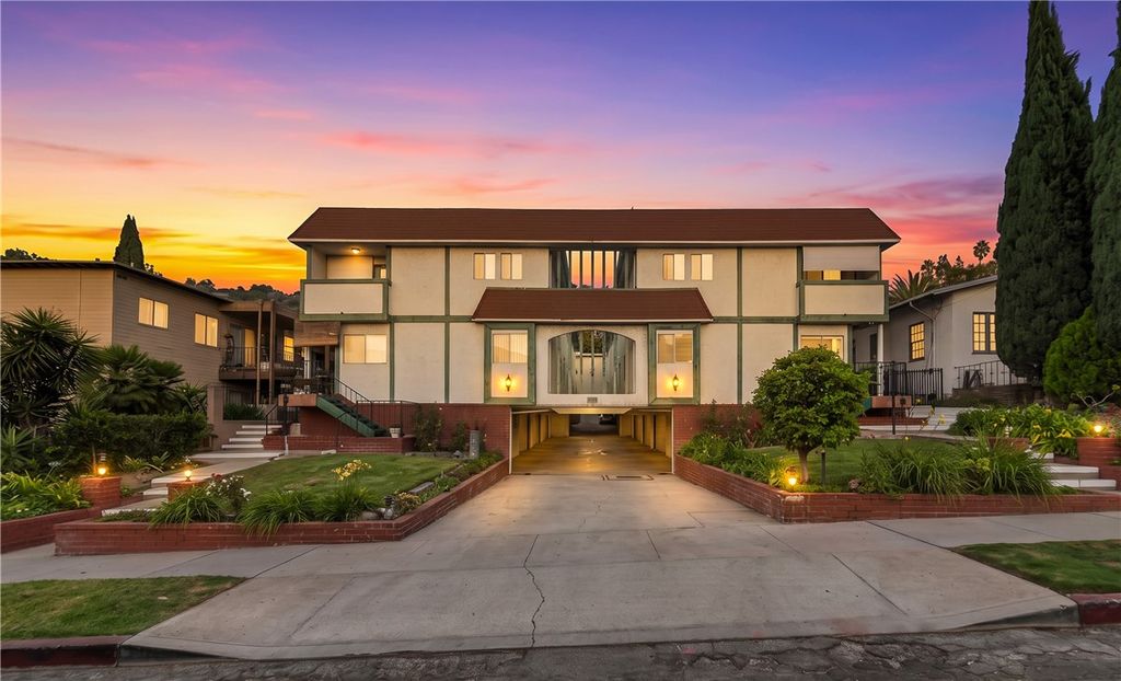 1270 Boynton Street 11, Glendale, CA 91205