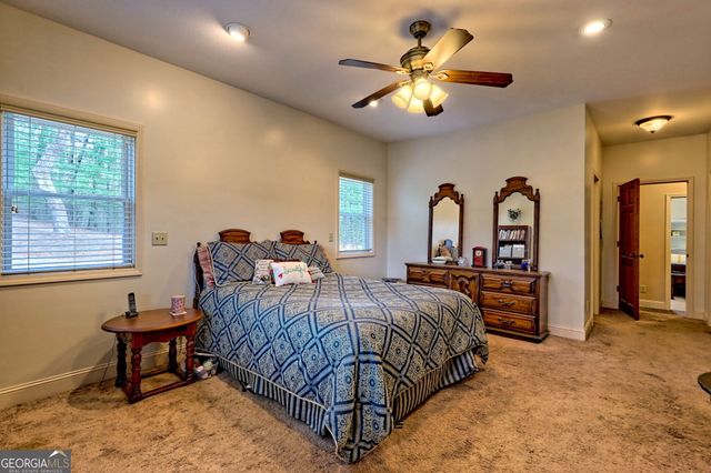 1068 Coleman River Road, Clayton, GA 30525