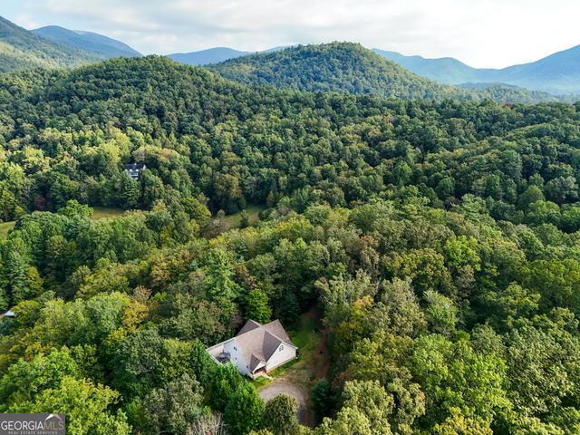 1068 Coleman River Road, Clayton, GA 30525