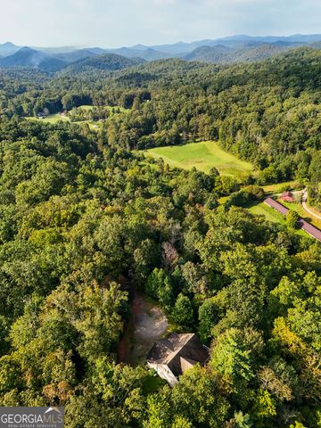 1068 Coleman River Road, Clayton, GA 30525