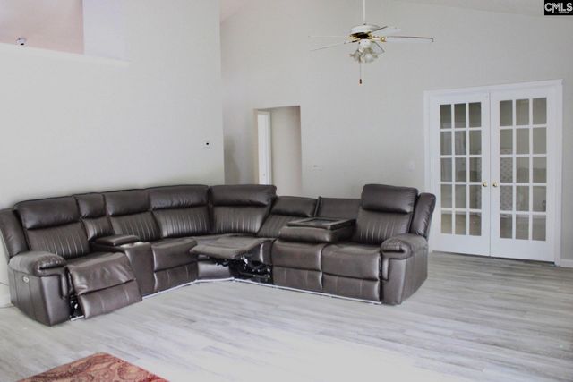 205 Oak Manor Drive, Columbia, SC 29229