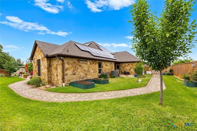 3070 Pecan Meadow Drive, Belton, TX 76513