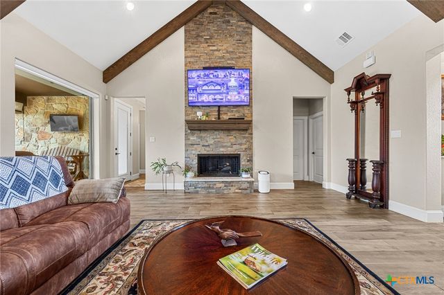 3070 Pecan Meadow Drive, Belton, TX 76513