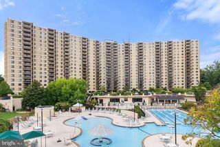 205 YOAKUM PKWY #210, Alexandria, VA 22304