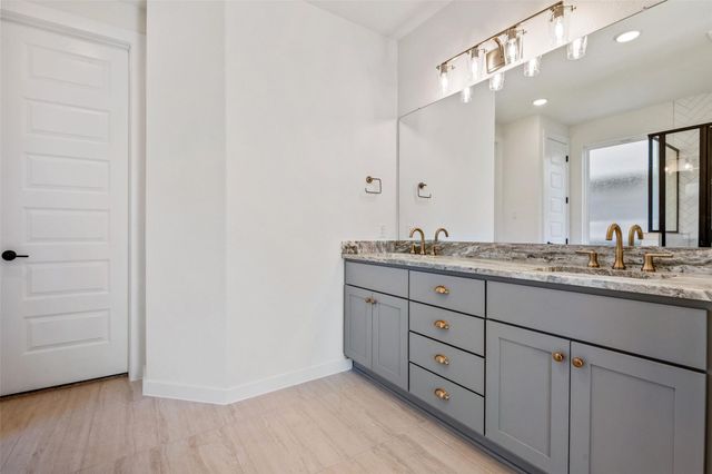 384 Brandywine Road, Hutto, TX 78634