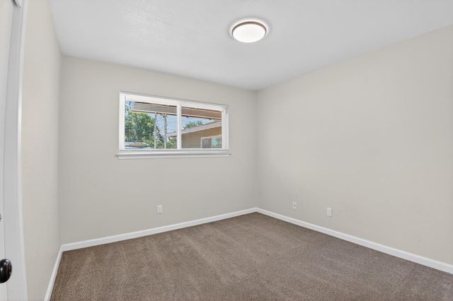 311 Sepulveda Dr, Stockton, CA 95210