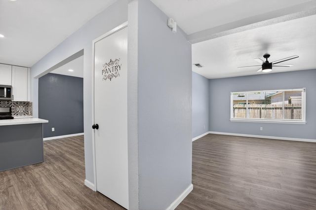 311 Sepulveda Dr, Stockton, CA 95210