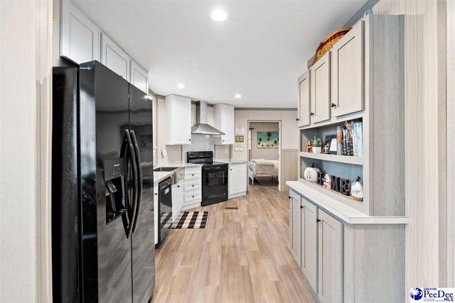6736 Avery Lane, Florence, SC 29505