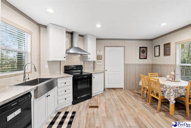 6736 Avery Lane, Florence, SC 29505