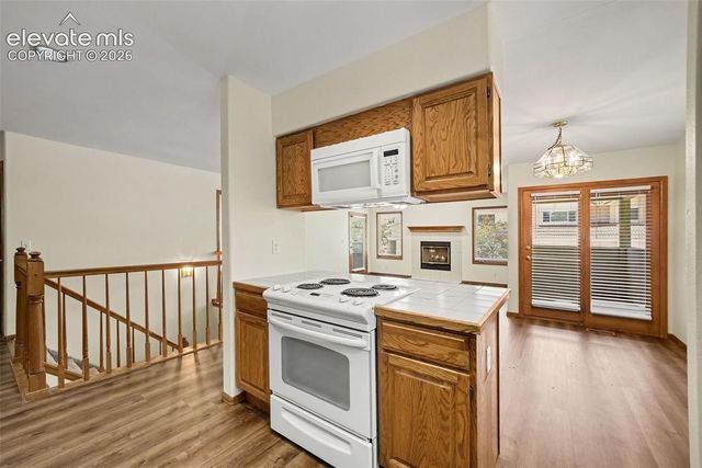 80 Luxury Lane, Colorado Springs, CO 80921