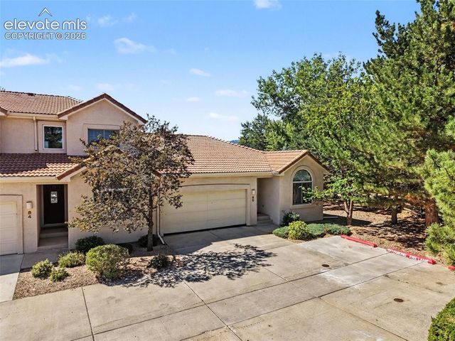 80 Luxury Lane, Colorado Springs, CO 80921