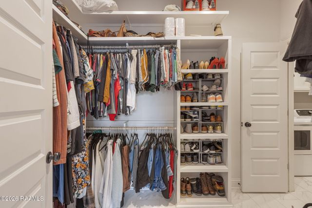 215 Whispering Meadows Road, Broussard, LA 70518